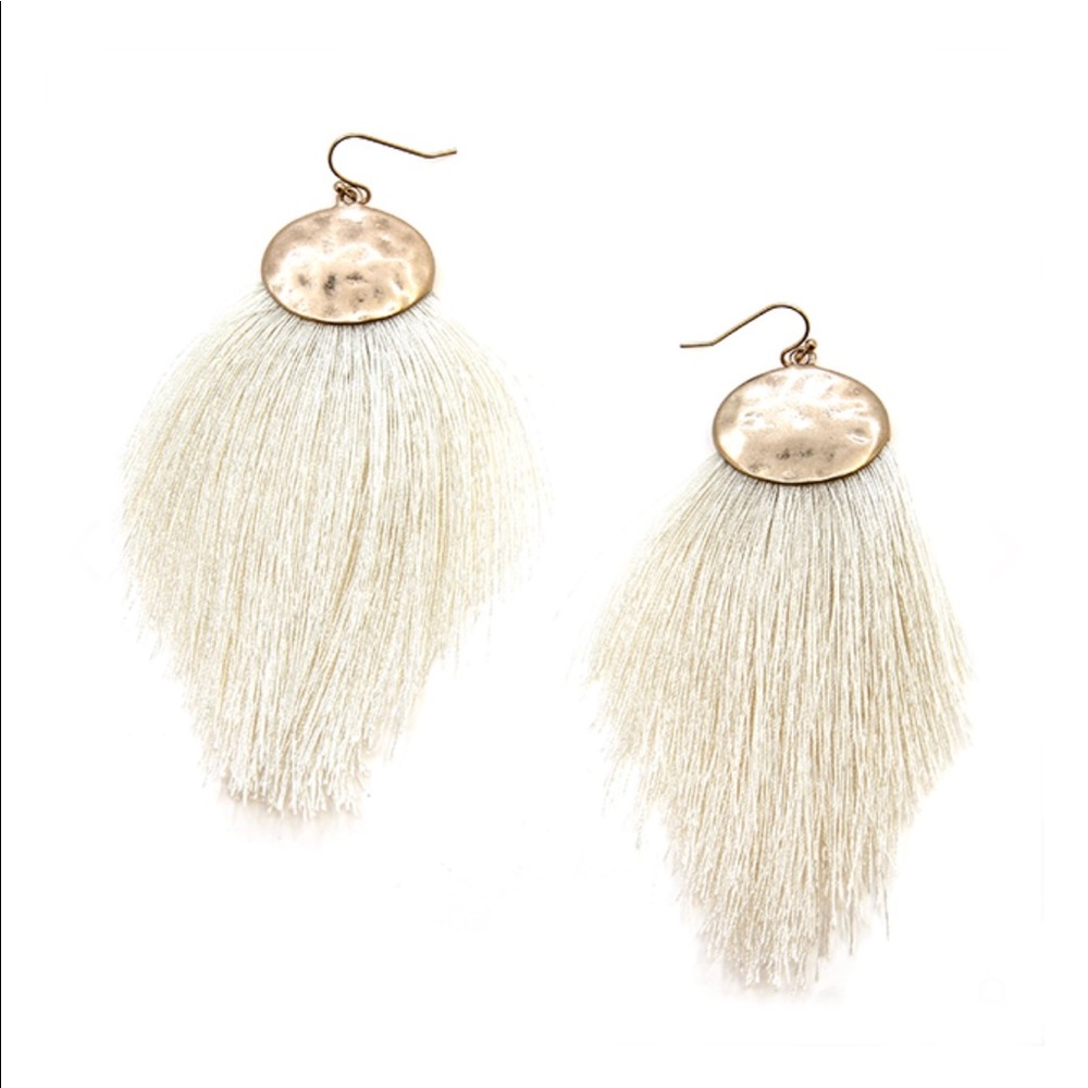 Oval Tassel Fan Earrings - White